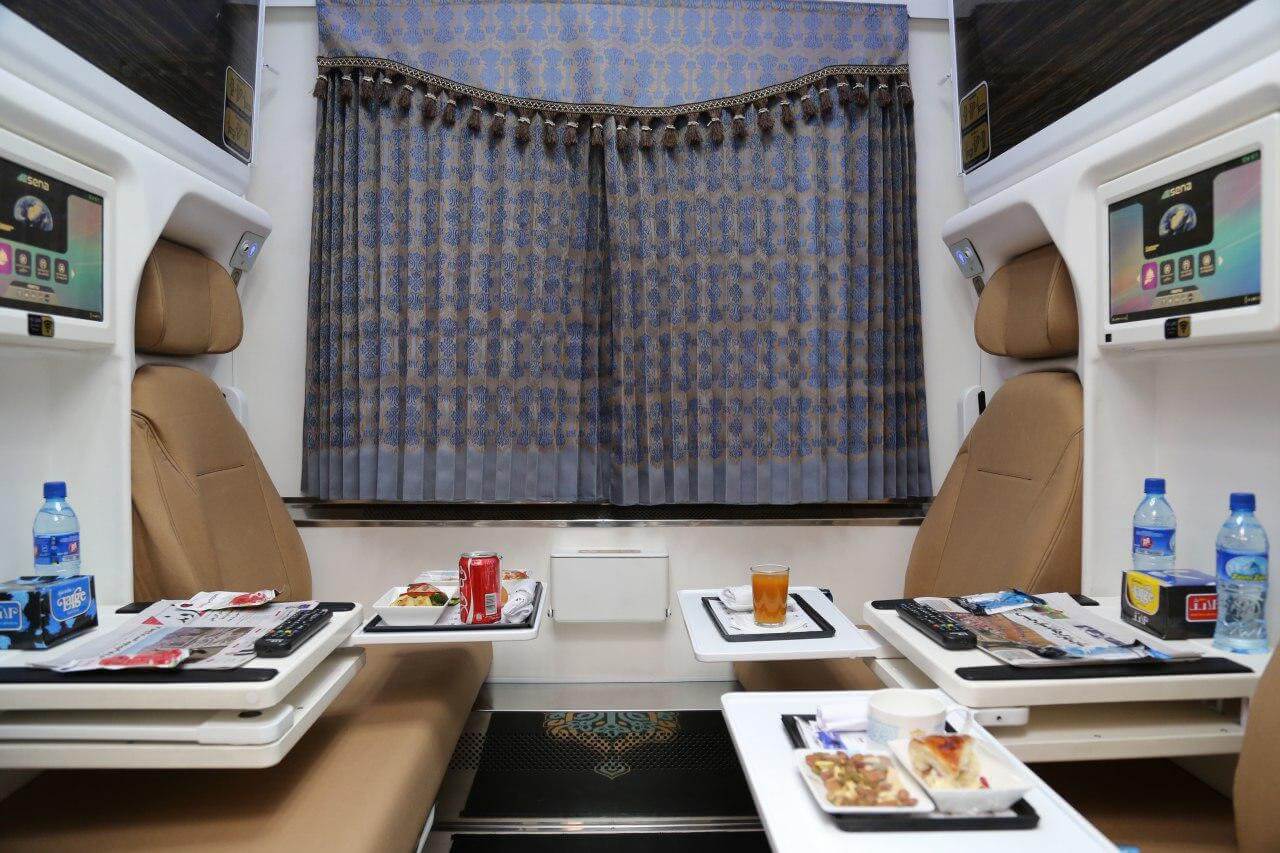 Alibaba https://cdn.alibaba.ir/h2/desktop/assets/images/companies/fadak-train-bae61810.jpg