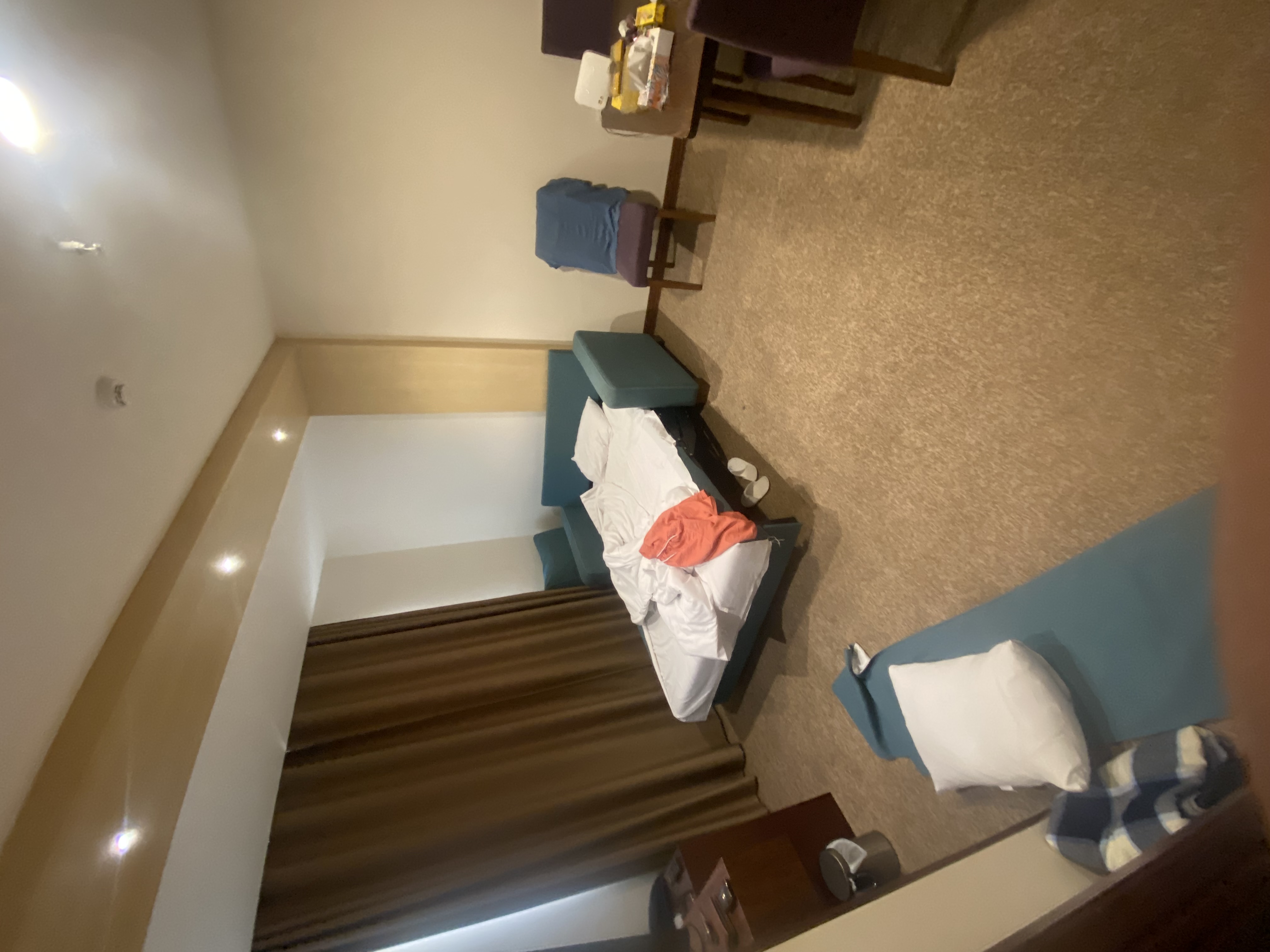 Alibaba https://cdn.alibaba.ir/ostorage-ugc/randd-threepio/legacy_photo_1a7e48b504902446ff382413fa29e1b1f7651eabc3ebf65177dd351e6ec89886_img7573.jpeg?w=144