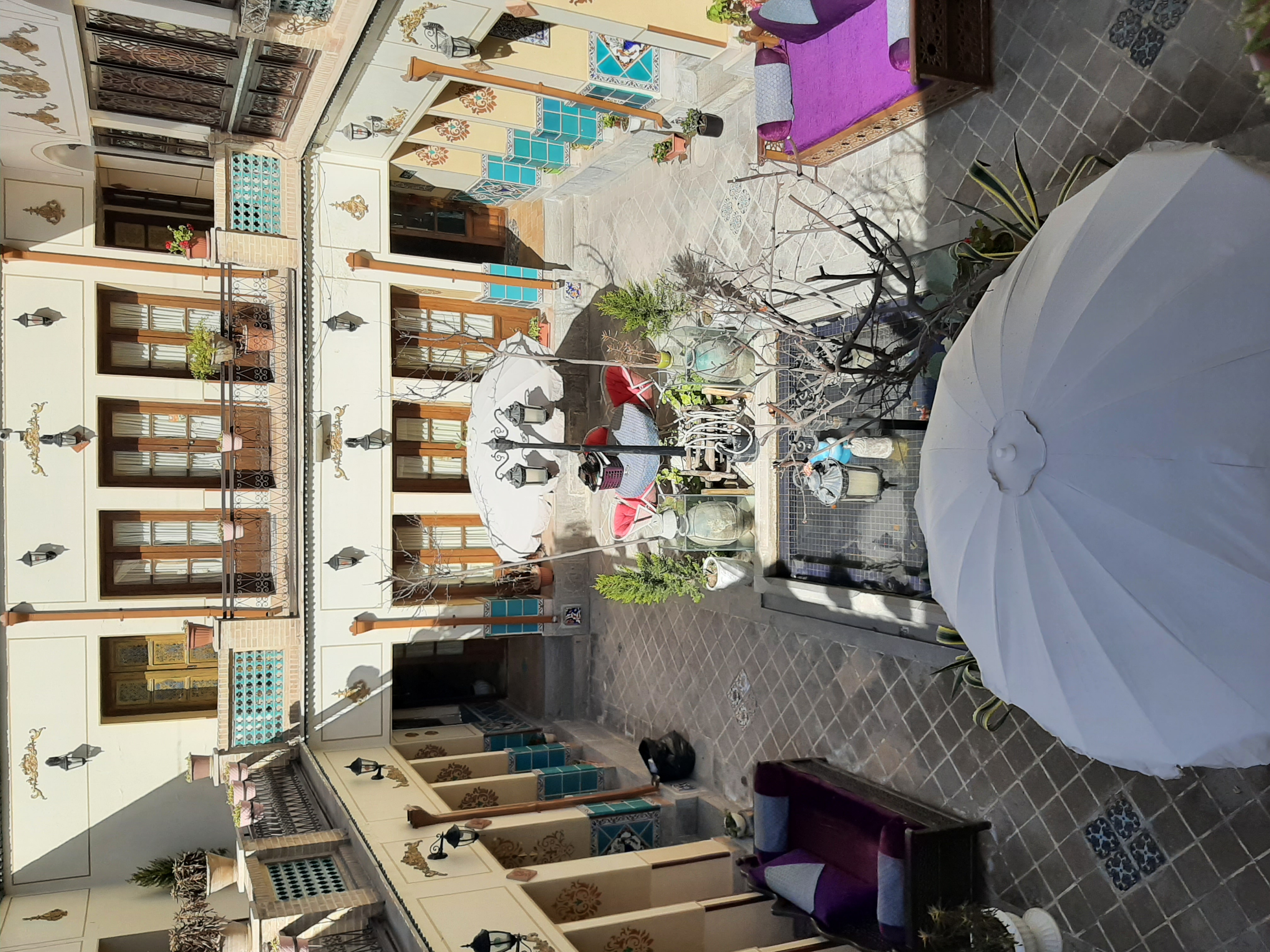 Alibaba https://cdn.alibaba.ir/ostorage-ugc/randd-threepio/legacy_photo_53c422617d5d2578c2e2eedd74b1b9d9e1f576063ba6a929ed0796fe8accdf36_.jpg?w=144