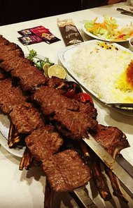 رستوران ایران زمین