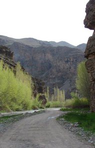 غار و آبشار دره آل