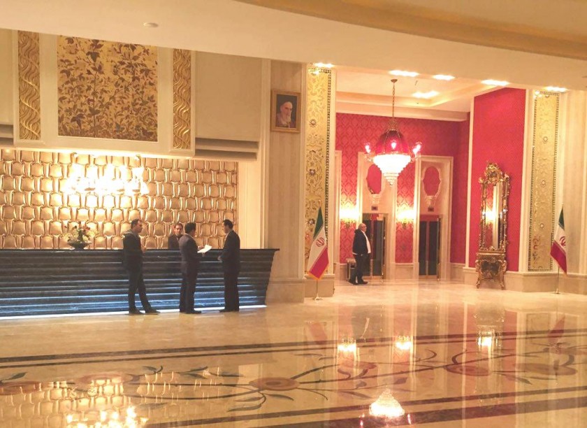 اسپیناس پالاس