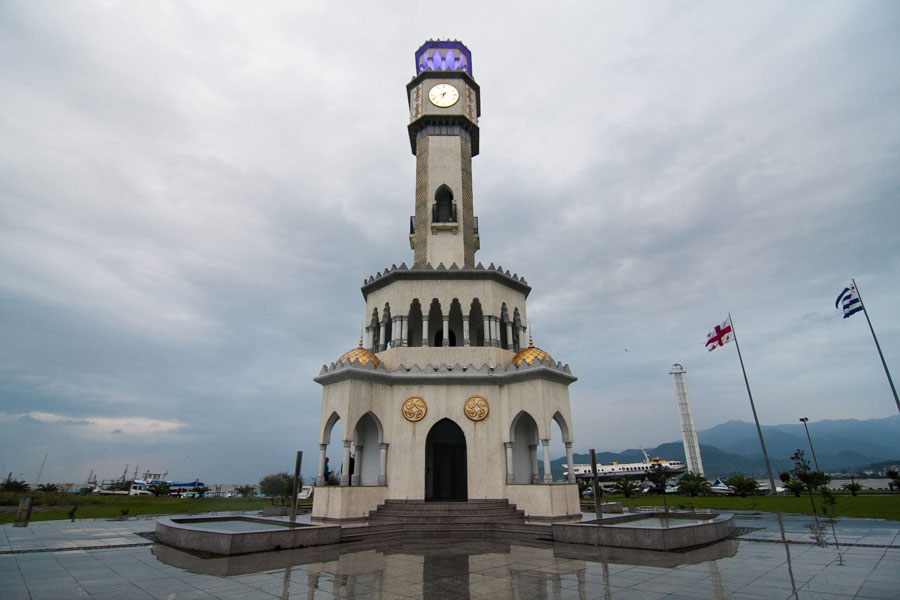 برج چاچا باتومی گرجستان