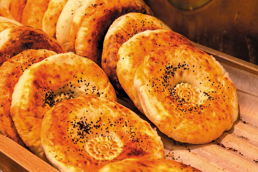 سوغاتی تاجیکستان - نان
