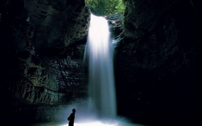 آبشار ویسادار از زیباترین آبشارهای ایران