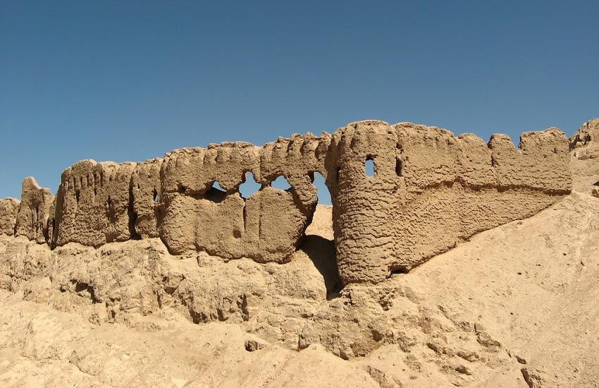 قلعه دختر از مناطق گردشگری کرمان