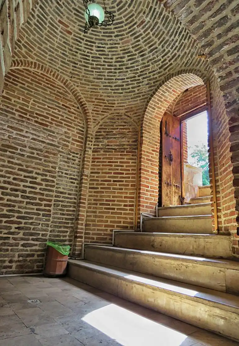 جاهای دیدنی قزوین؛ راهنمای سفر به شهر دروازهها 84 حمام قجر قزوین
