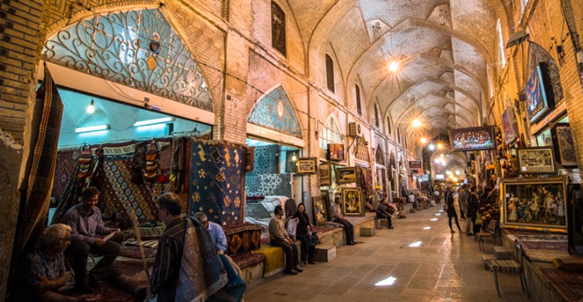 بازار وکیل از مراکز خرید شیراز