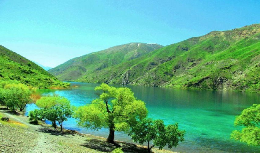 دریاچه گهر از دریاچه های ایران