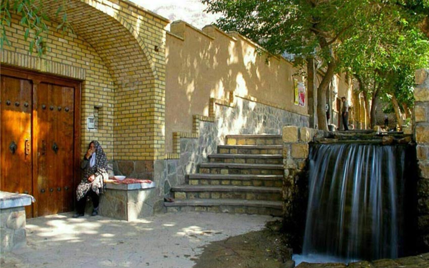 روستای انجدان از جاذبه های استان مرکزی