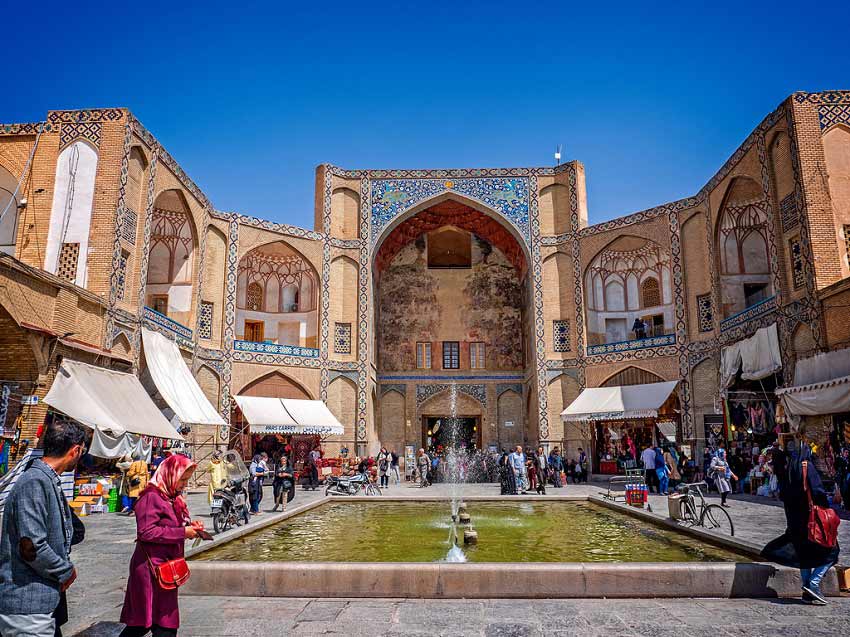 isfahan grand bazaar