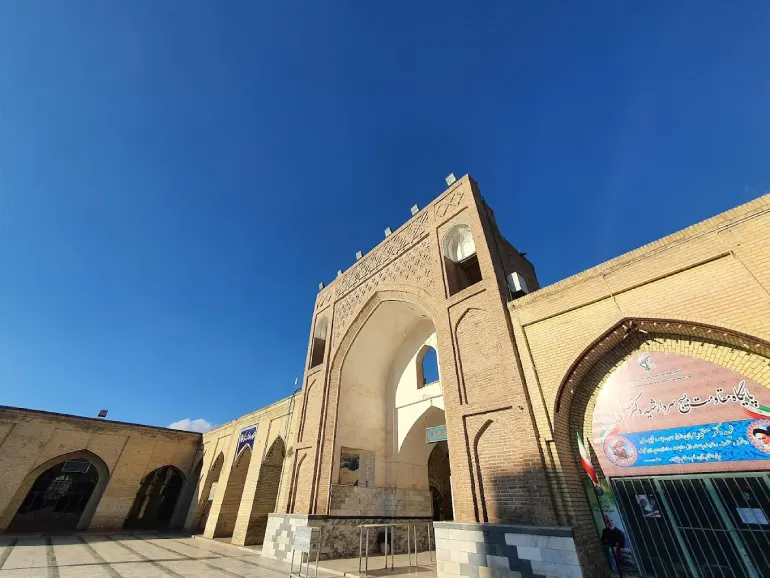 جاهای دیدنی نیشابور؛ از آرامگاه عطار تا ییلاق باغرود 18 مسجد جامع نیشابور
