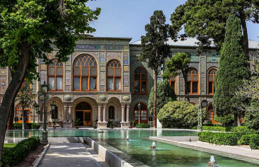 کاخ گلستان زیباترین ساختمان قدیمی تهران