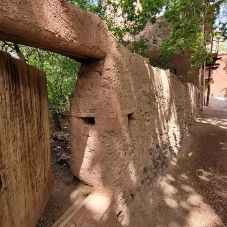روستای ابیانه؛ گشتی در نگین سرخ کویر ایران 12 ابیانه کاشان