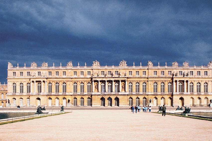 4 Palace of Versailles