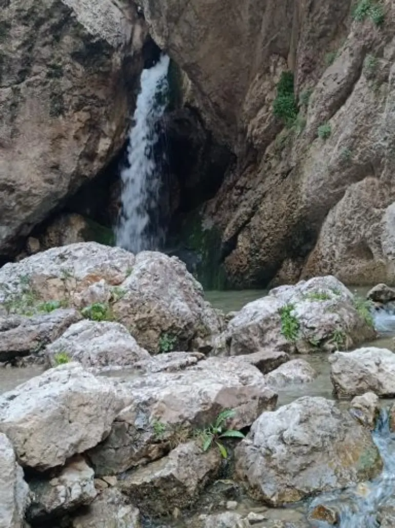 تنگه واشی تهران؛ مقصد ماجراجویانه در تابستان 27 آبشار تنگه واشی