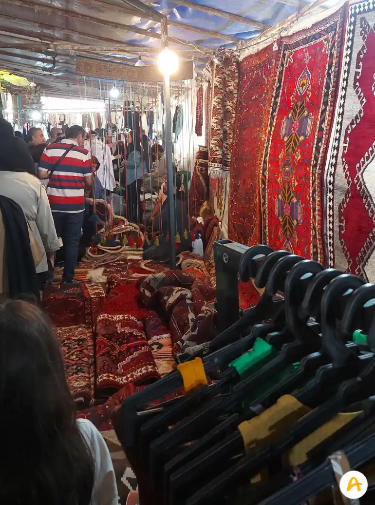 جمعه بازار پروانه تهران؛ ماجراجویی در اجناس بیشمار 14 جمعه بازار پروانه