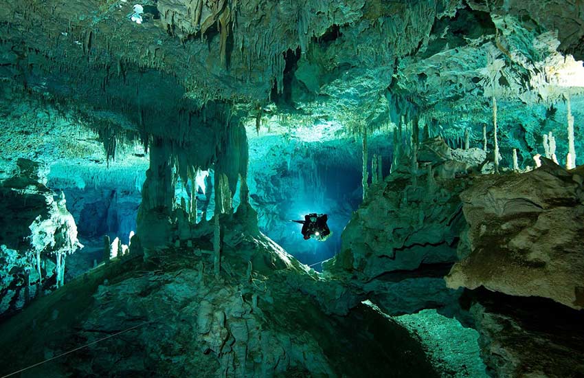 غار آبی دوس اوجوس در مکزیک - عجیب ترین جاهای دنیا