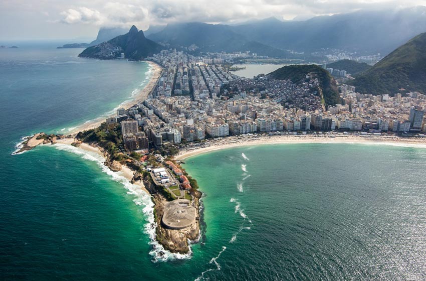 ساحل کوپاکابانا، ریودوژانیرو - جاهای دیدنی برزیل