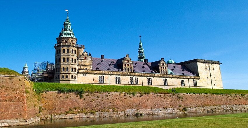 قلعه کرانبورگ (Kronborg Slot)، هلیسنگور (Helsingør)
