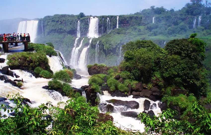 آبشار ایگواسو - زیباترین آبشارهای جهان