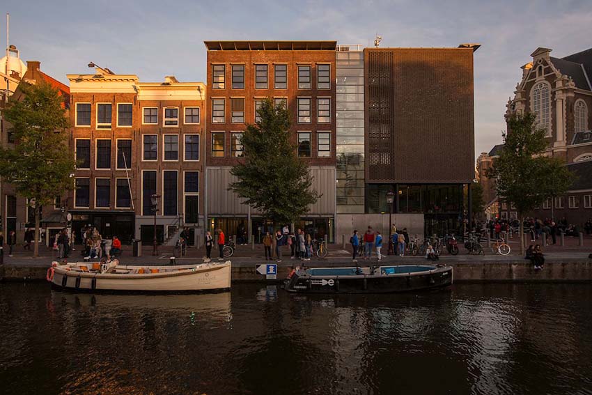 موزه آن فرانک - مکان های دیدنی آمستردام