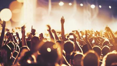 بهترین ساحل برای شنا در کیش