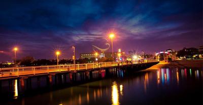 بهترین ساحل برای شنا در کیش