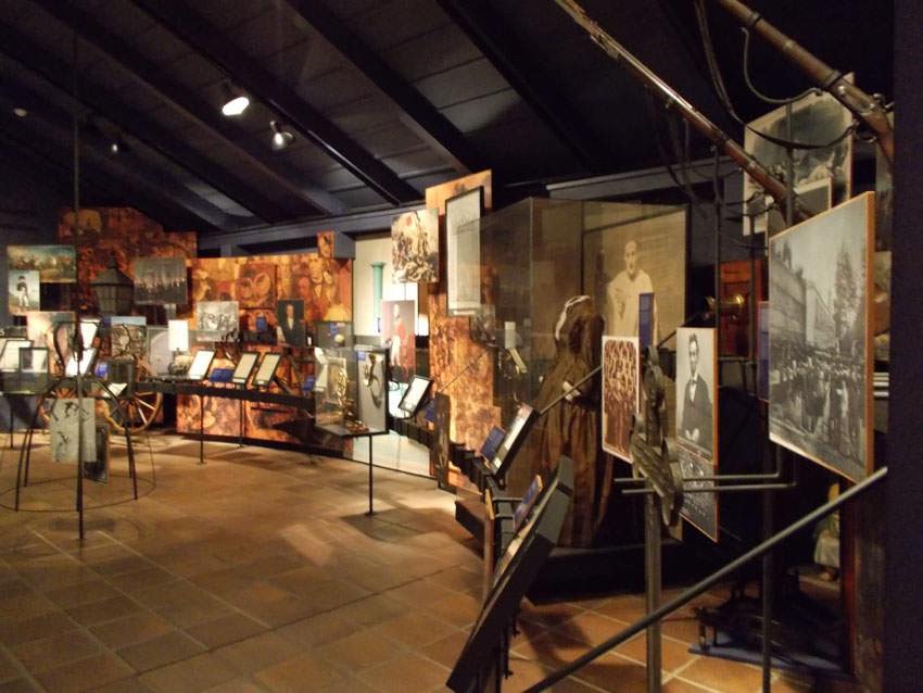 موزه هانس کریستین اندرسن در ادنسه - دانمارک چگونه کشوری است