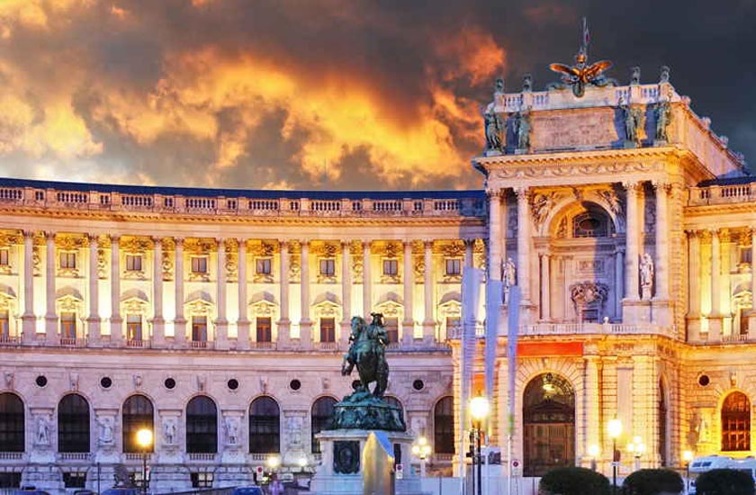 قصر هوفبرگ (Hofburg Palace)