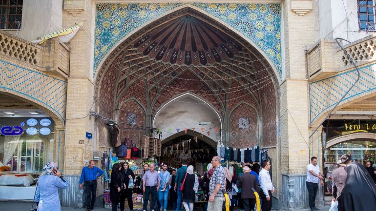 بازار بزرگ تهران؛ هم فال و هم تماشا 16 بازار بزرگ تهران بازار 15 خرداد تهران