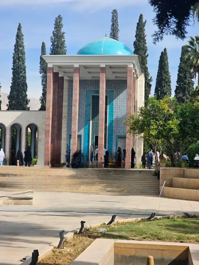 آرامگاه سعدی؛ شاعرانهای بیهمتا در شیراز 39 تصویر آرامگاه سعدی