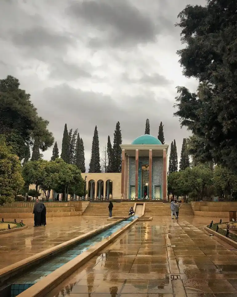 آرامگاه سعدی؛ شاعرانهای بیهمتا در شیراز 10 ساعت بازدید از سعدیه