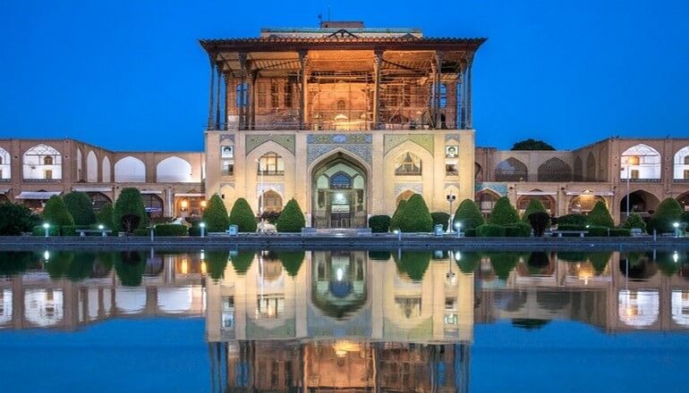 کاخ عالی قاپو