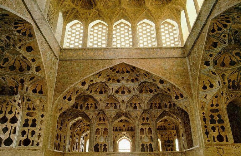 سی و سه پل اصفهان؛ قدم بر طولانیترین پل زاینده رود 42 جاهای دیدنی اصفهان