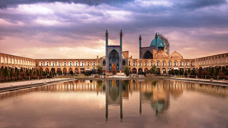 میدان نقش جهان؛ نگین انگشتر پرنقشونگار اصفهان 31 میدان نقش جهان