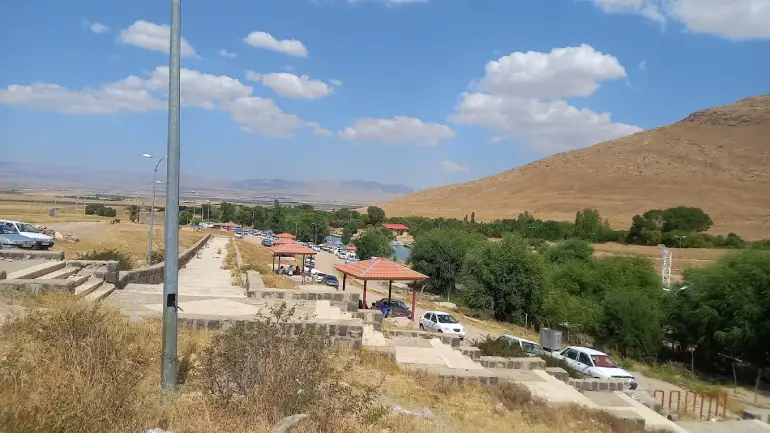 معبد داش کسن زنجان؛ اژدهایی در دل صخرهها 16 امکانات رفاهی حوالی معبد