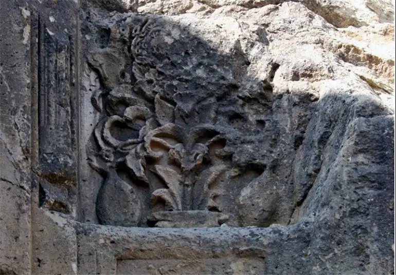 معبد داش کسن زنجان؛ اژدهایی در دل صخرهها 14 معبد داش کسن