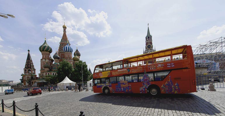 میدان سرخ مسکو با اتوبوس