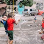 جشن آب ارمنستان و ماجرای آب‌بازی در سطح شهر