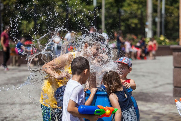 جشن آب ارمنستان
