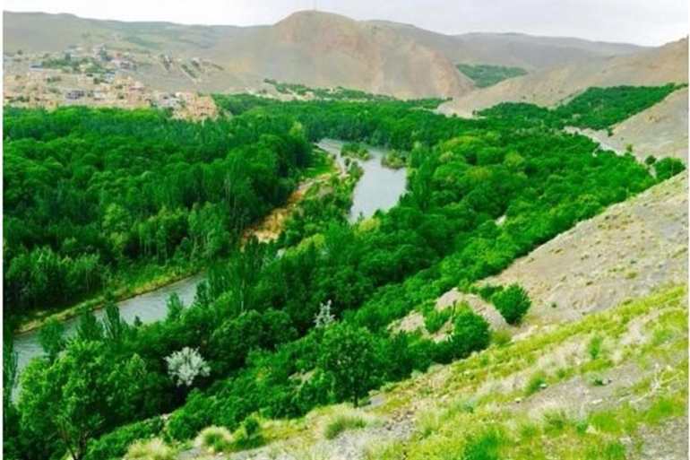 روستای سوادجان در نزدیکی پل زمان خان