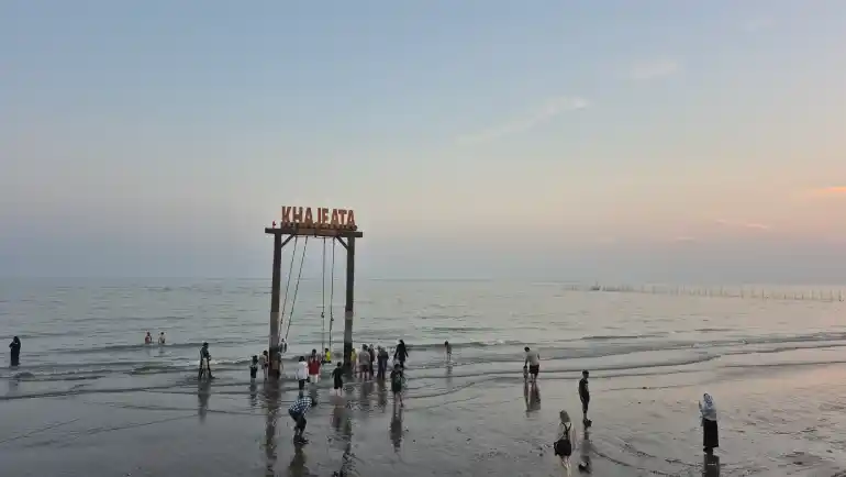 ساحل خواجه عطا