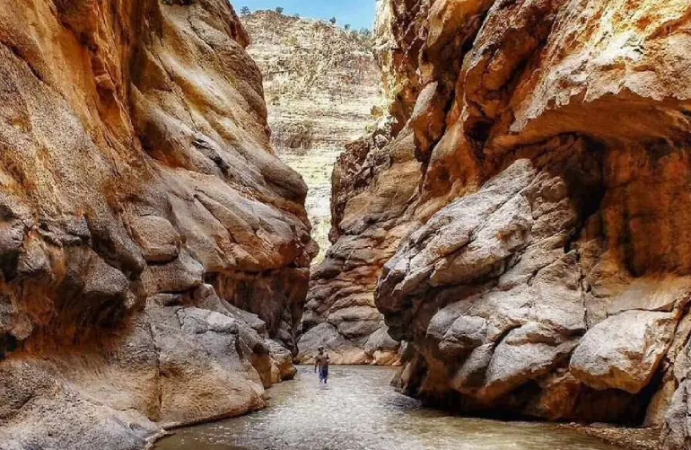 تنگه هلت لرستان؛ تماشای همنشینی سنگ و آب 25 بازدید از تنگه هلت