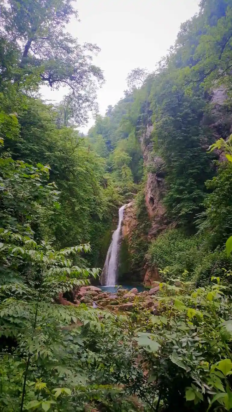 آبشار دودوزن کجاست؟