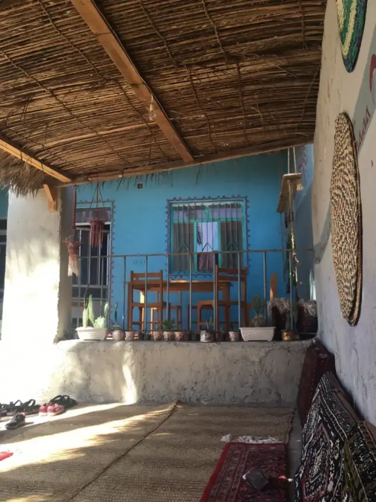 اقامتگاه بومگردی کلبتونه