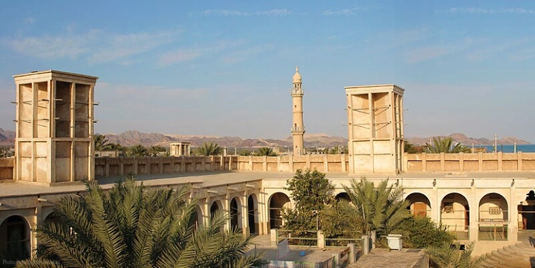 عمارت گلبتان