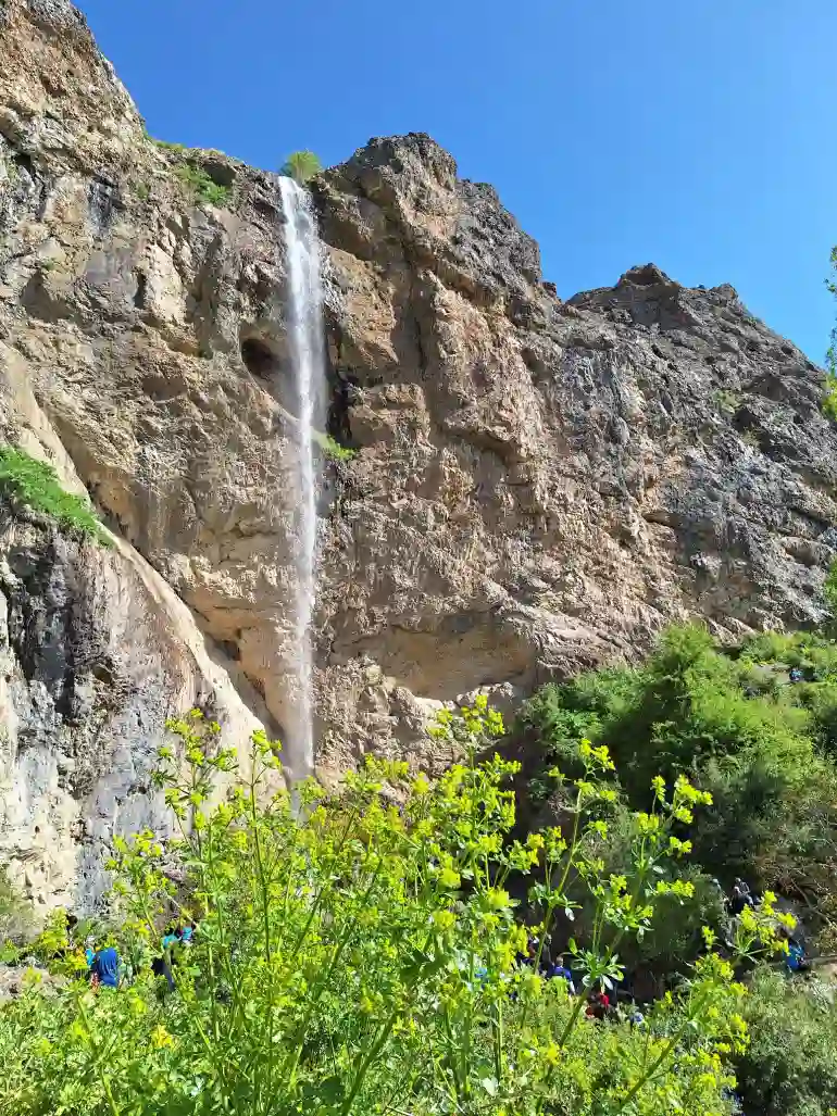 آبشار و روستای سنگان سولقان