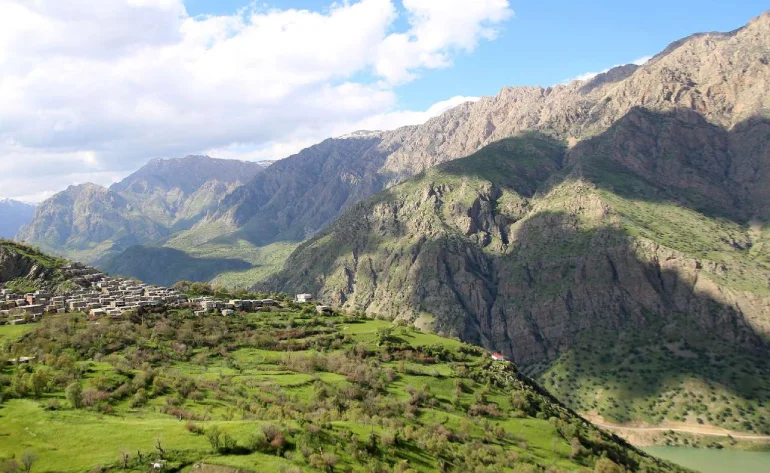 روستای نوین