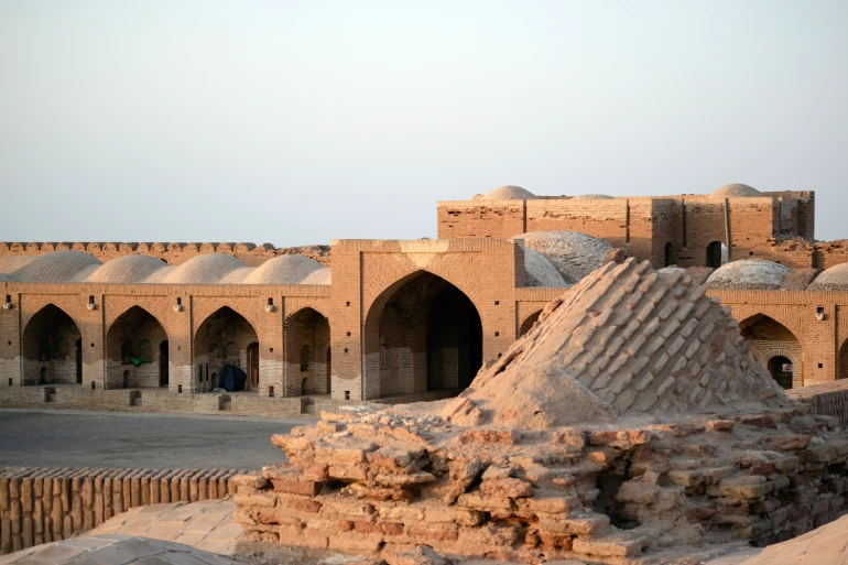 کاروانسرای دیر گچین 